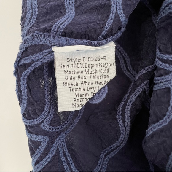 Johnny Was Tyrel Embroidered Blouse NWT - Picture 8 of 13